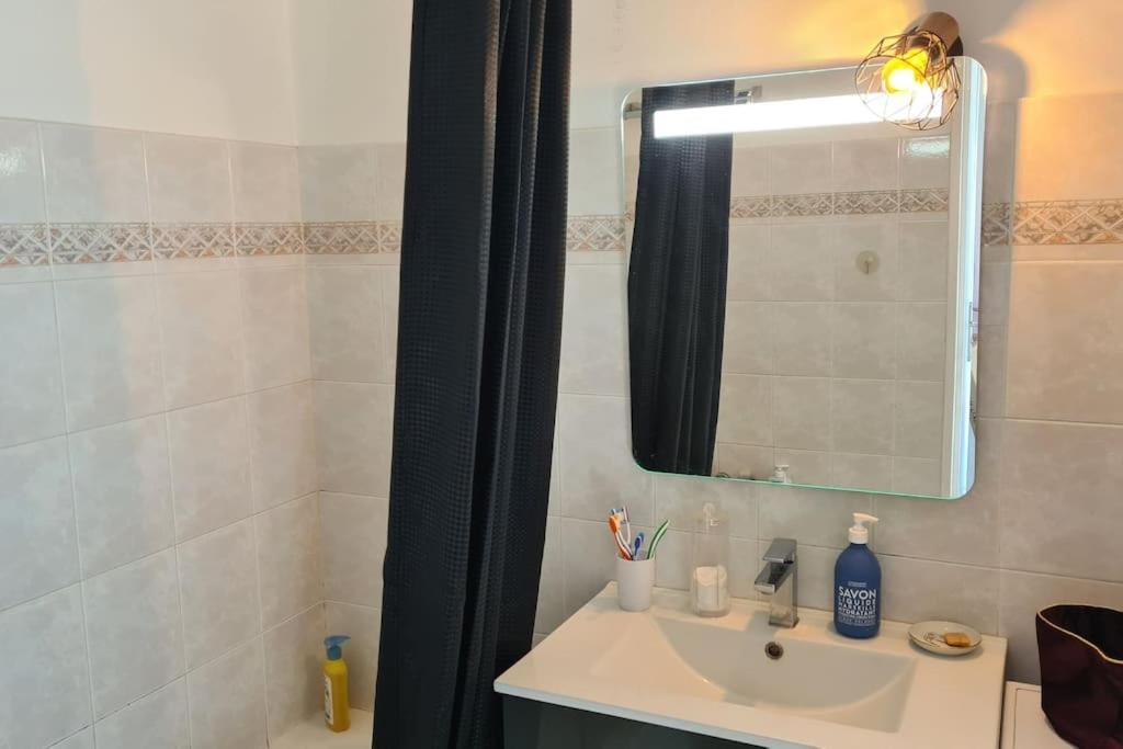 Appartement Vue Mer Sur Les Hauteurs De 니스 외부 사진