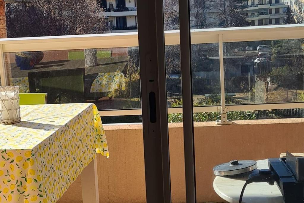 Appartement Vue Mer Sur Les Hauteurs De 니스 외부 사진